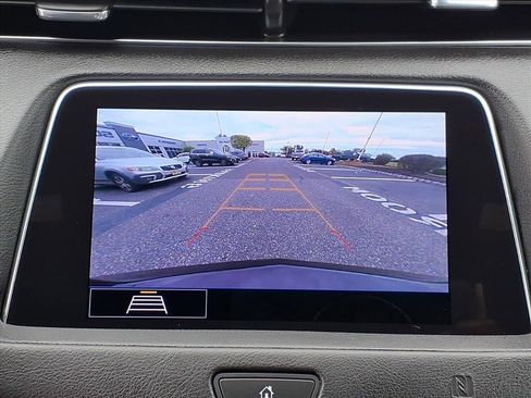 Used 2020 Cadillac XT4 Sport w/ Cold Weather Package image 10