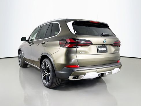 New 2026 BMW X5 sDrive40i w/ Climate Comfort Package image 5