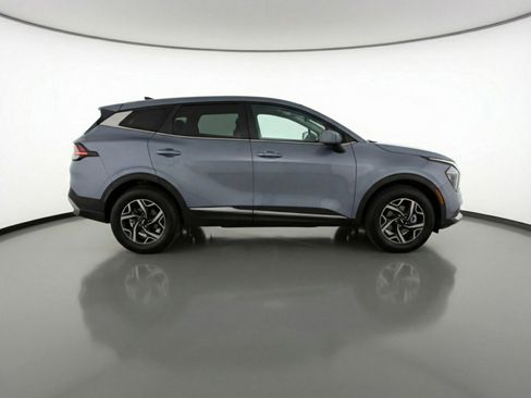 Used 2025 Kia Sportage LX image 11
