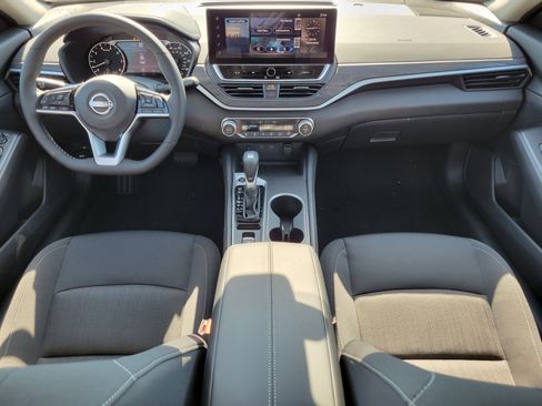 New 2026 Nissan Altima 2.5 SV FWD image 11