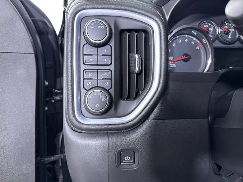 Used 2021 Chevrolet Silverado 1500 LT Trail Boss AWD/4WD image 25