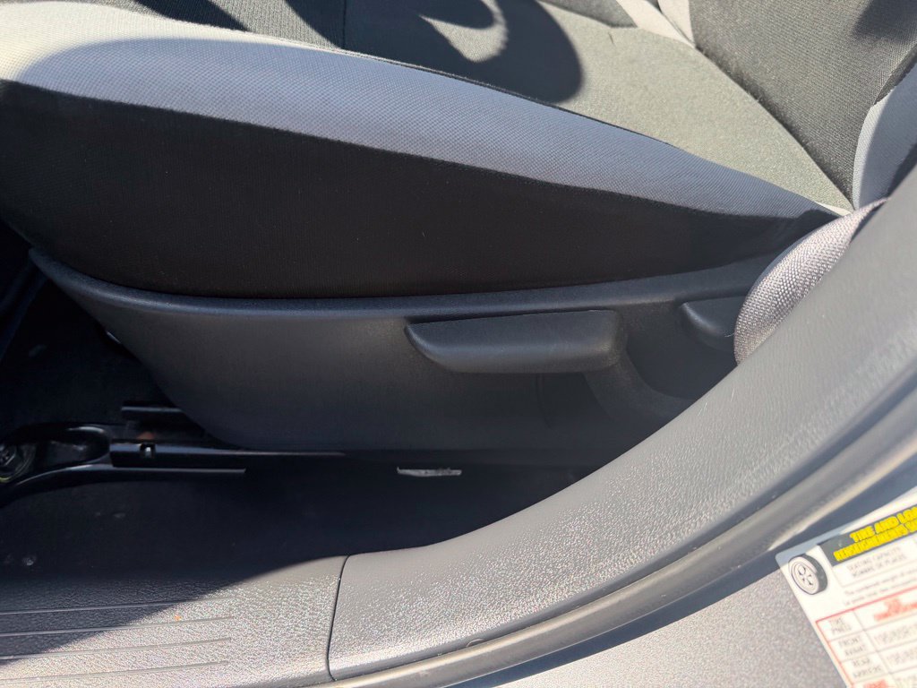 Used 2025 Nissan Versa S w/ Trunk Package FWD image 15