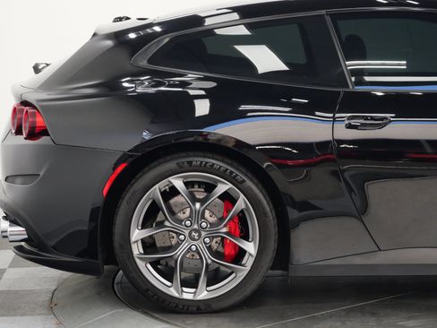 Used 2019 Ferrari GTC4Lusso T RWD image 42