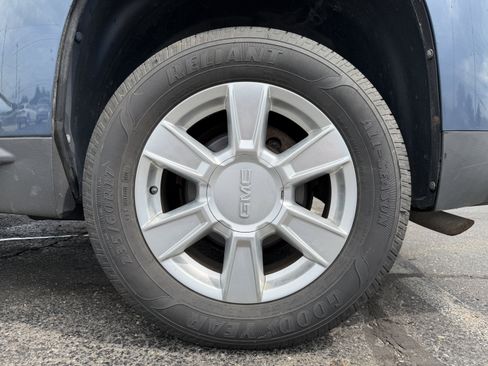Used 2011 GMC Terrain SLE FWD image 32