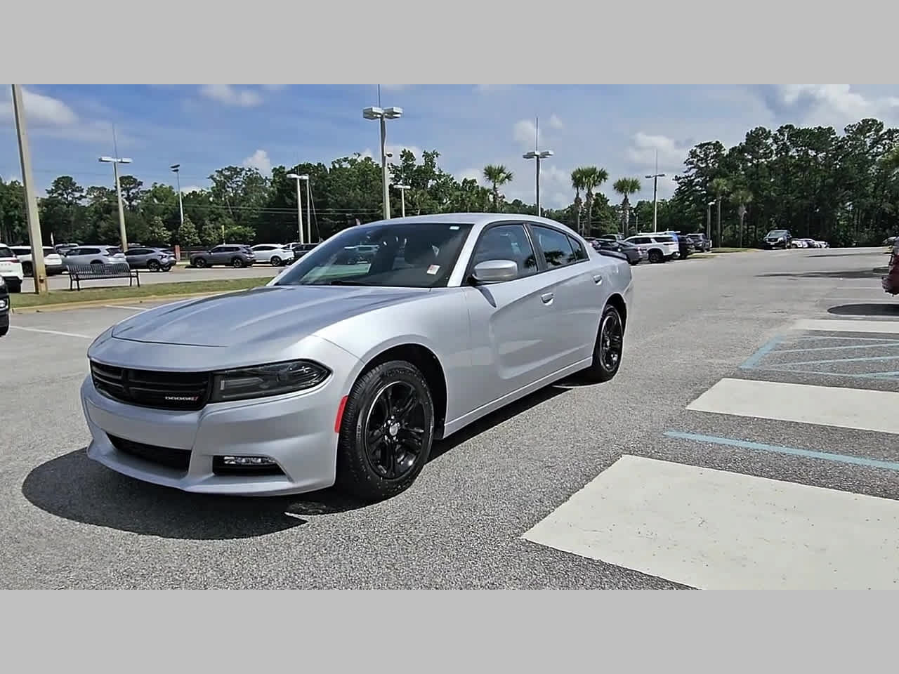 Used 2020 Dodge Charger SXT w/ Driver Convenience Group RWD image 21