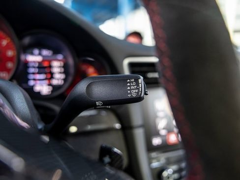 Used 2018 Porsche 911 GT3 image 31