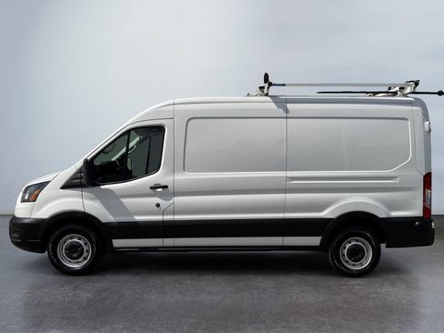 Used 2024 Ford Transit 250 148 Medium Roof RWD image 8