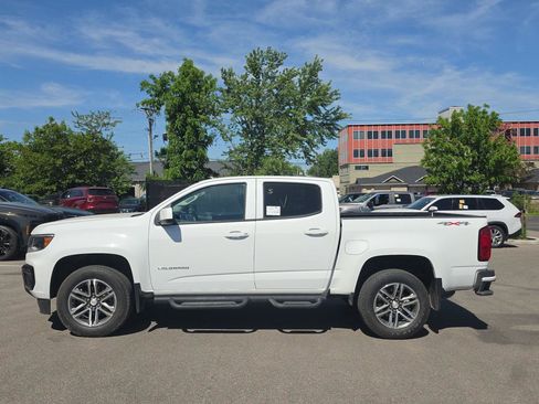 Used 2022 Chevrolet Colorado W/T w/ Custom Special Edition AWD/4WD image 6