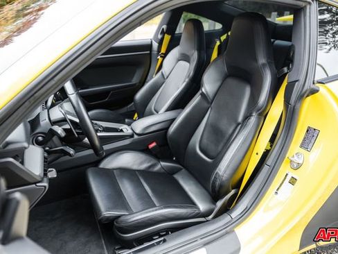 Used 2020 Porsche 911 Carrera S image 4