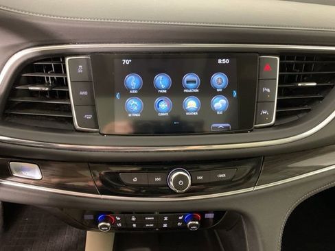 Used 2018 Buick Enclave Premium w/ Experience Buick Package image 27