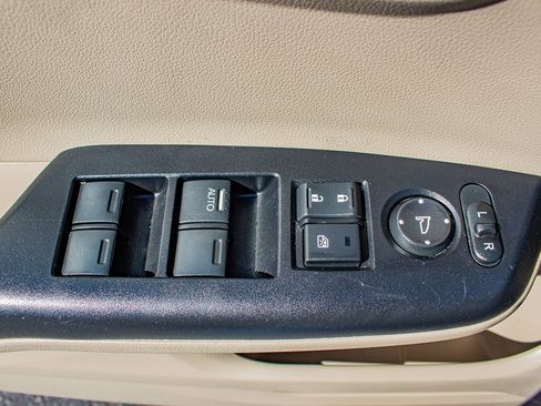 Used 2013 Honda Civic LX image 14