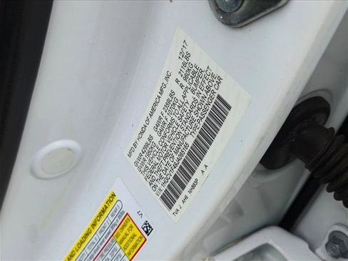 Used 2018 Honda Accord EX image 25