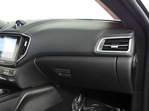 Used 2020 Maserati Ghibli image 14