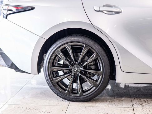 Used 2024 Lexus IS 350 F Sport image 11