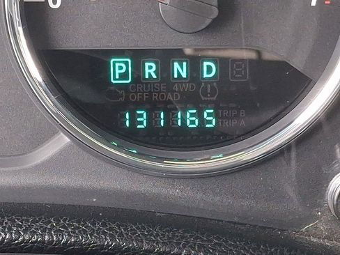 Used 2012 Jeep Wrangler Sahara w/ Connectivity Group AWD/4WD image 21