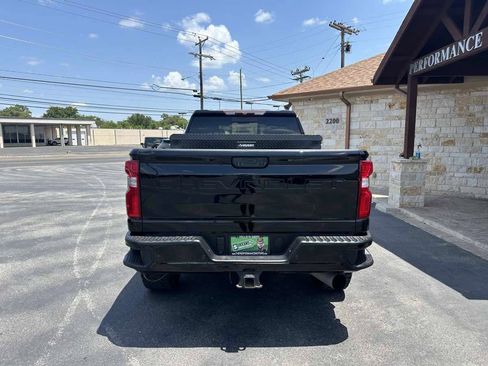 Used 2022 Chevrolet Silverado 2500 High Country w/ Safety Package II AWD/4WD image 4