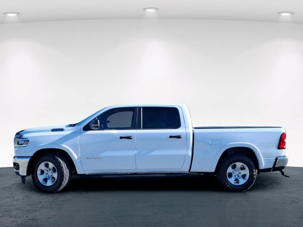 Used 2025 RAM 1500 Big Horn AWD/4WD image 14