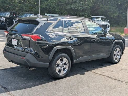 Used 2023 Toyota RAV4 XLE FWD image 7