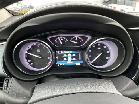 Used 2020 Buick Envision Essence image 20