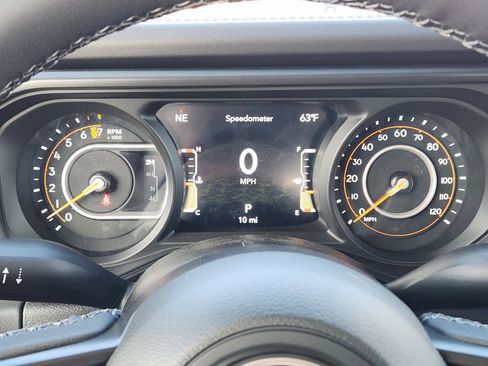 New 2026 Jeep Gladiator Mojave image 18