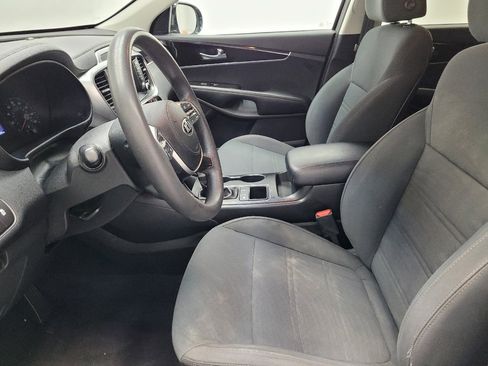 Used 2019 Kia Sorento L FWD image 17