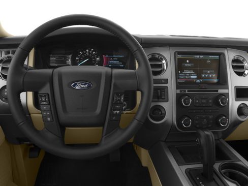 Used 2017 Ford Expedition EL XLT w/ Equipment Group 202A AWD/4WD image 4