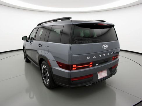 Used 2025 Hyundai Santa Fe SEL image 6
