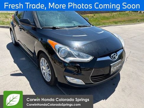 Used 2013 Hyundai Veloster w/ Tech Pkg FWD image 1