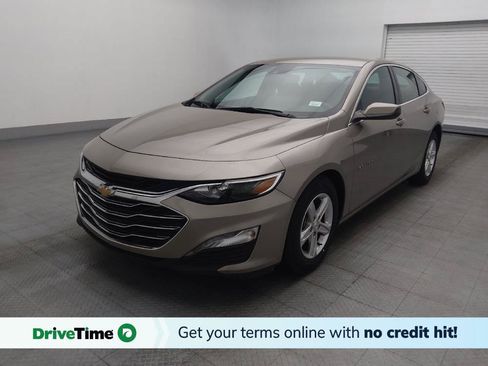 Used 2025 Chevrolet Malibu LT FWD image 1