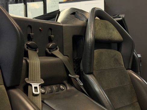 Used 2006 Lamborghini Murcielago Roadster AWD/4WD image 23