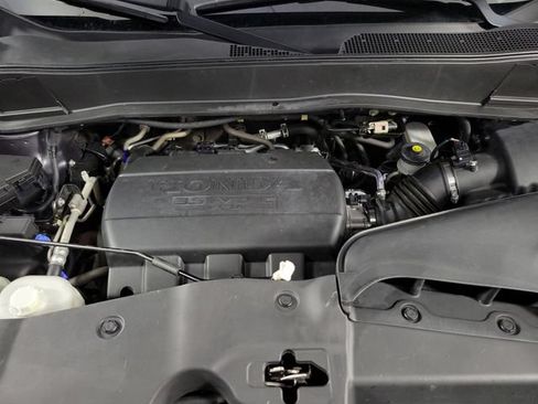Used 2015 Honda Pilot Touring image 10
