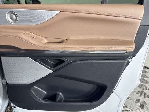 New 2025 Lincoln Navigator L Black Label image 25