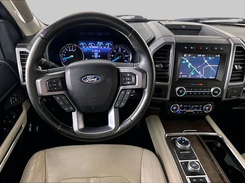 Used 2019 Ford Expedition Max Platinum AWD/4WD image 6