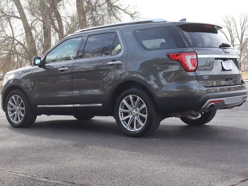Used 2016 Ford Explorer Limited image 7