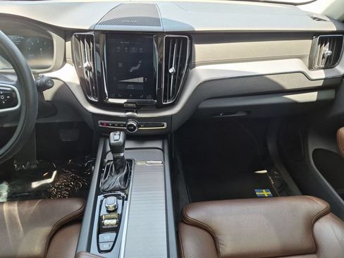 Used 2019 Volvo XC60 T5 Inscription w/ Protection Package Premier FWD image 14