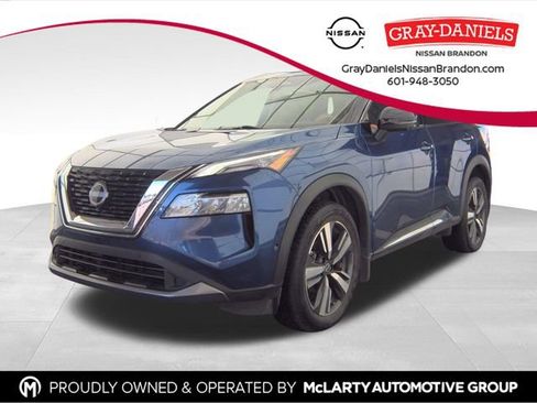 Used 2023 Nissan Rogue SL w/ SL Premium Package image 1