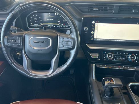 Used 2022 GMC Sierra 1500 Denali Ultimate AWD/4WD image 14