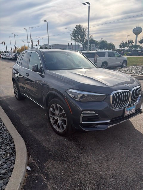 Used 2019 BMW X5 xDrive40i w/ Convenience Package AWD/4WD image 1