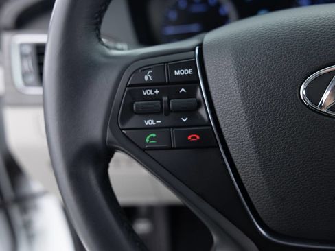 Used 2017 Hyundai Sonata Limited w/ Tech Package 03 image 37