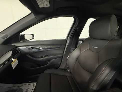 Used 2025 Cadillac CT5 V w/ Technology Package RWD image 19