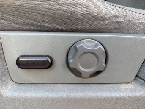 Used 2013 Ford F150 XLT w/ Luxury Equipment Group image 14