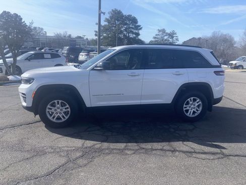 Used 2025 Jeep Grand Cherokee Laredo w/ Luxury Tech Group I image 1