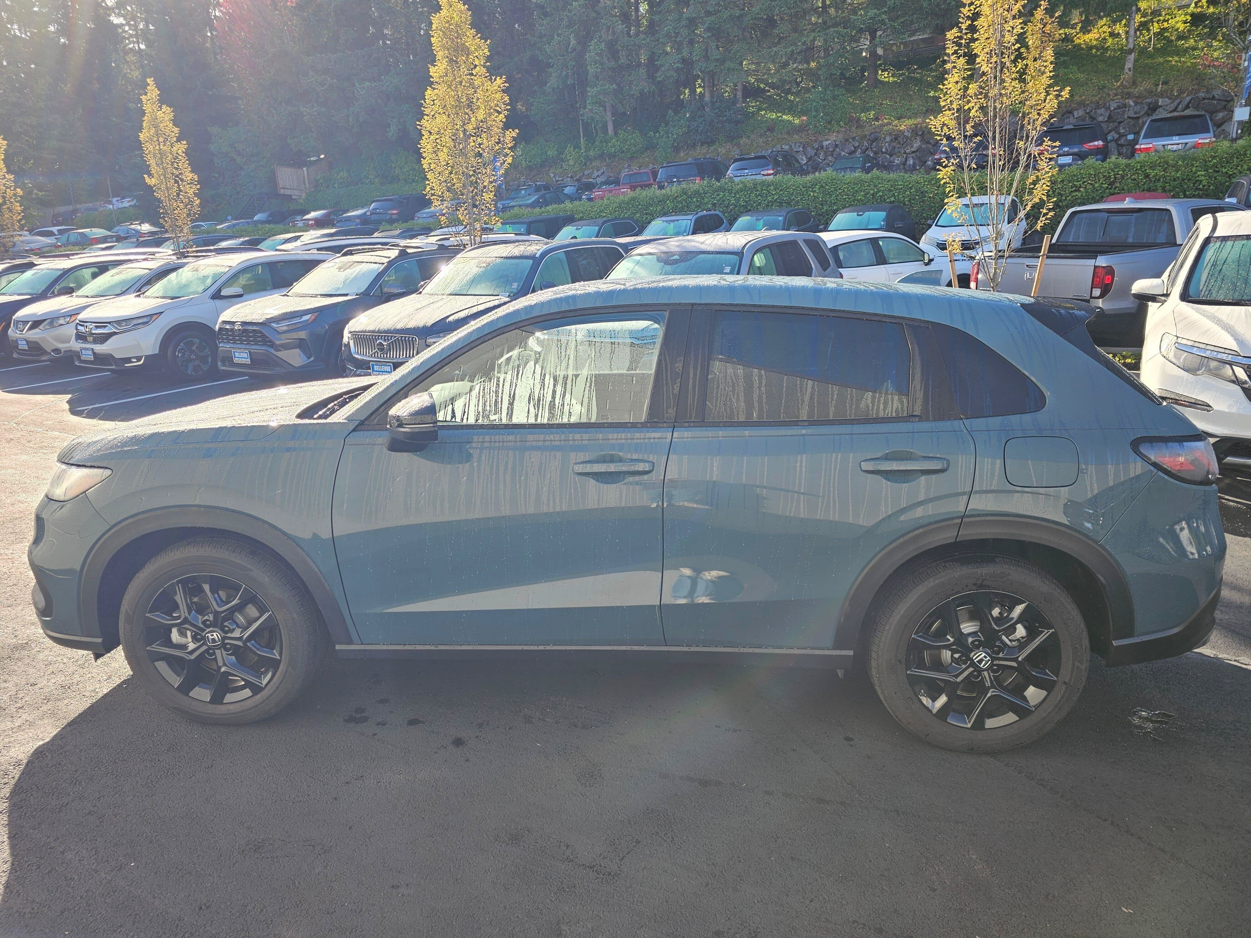 Certified 2025 Honda HR-V Sport image 4