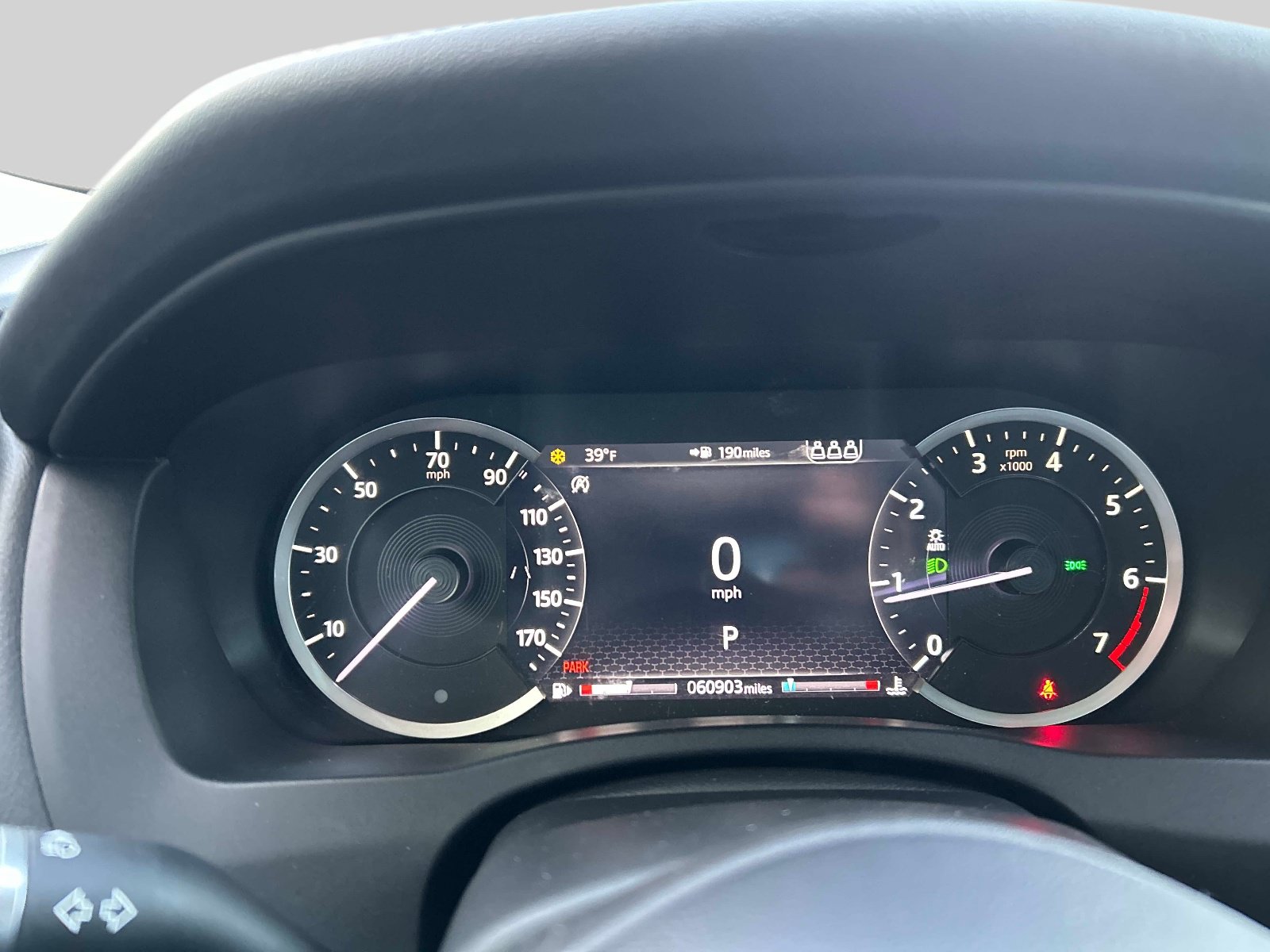 Used 2020 Jaguar XE S RWD image 25