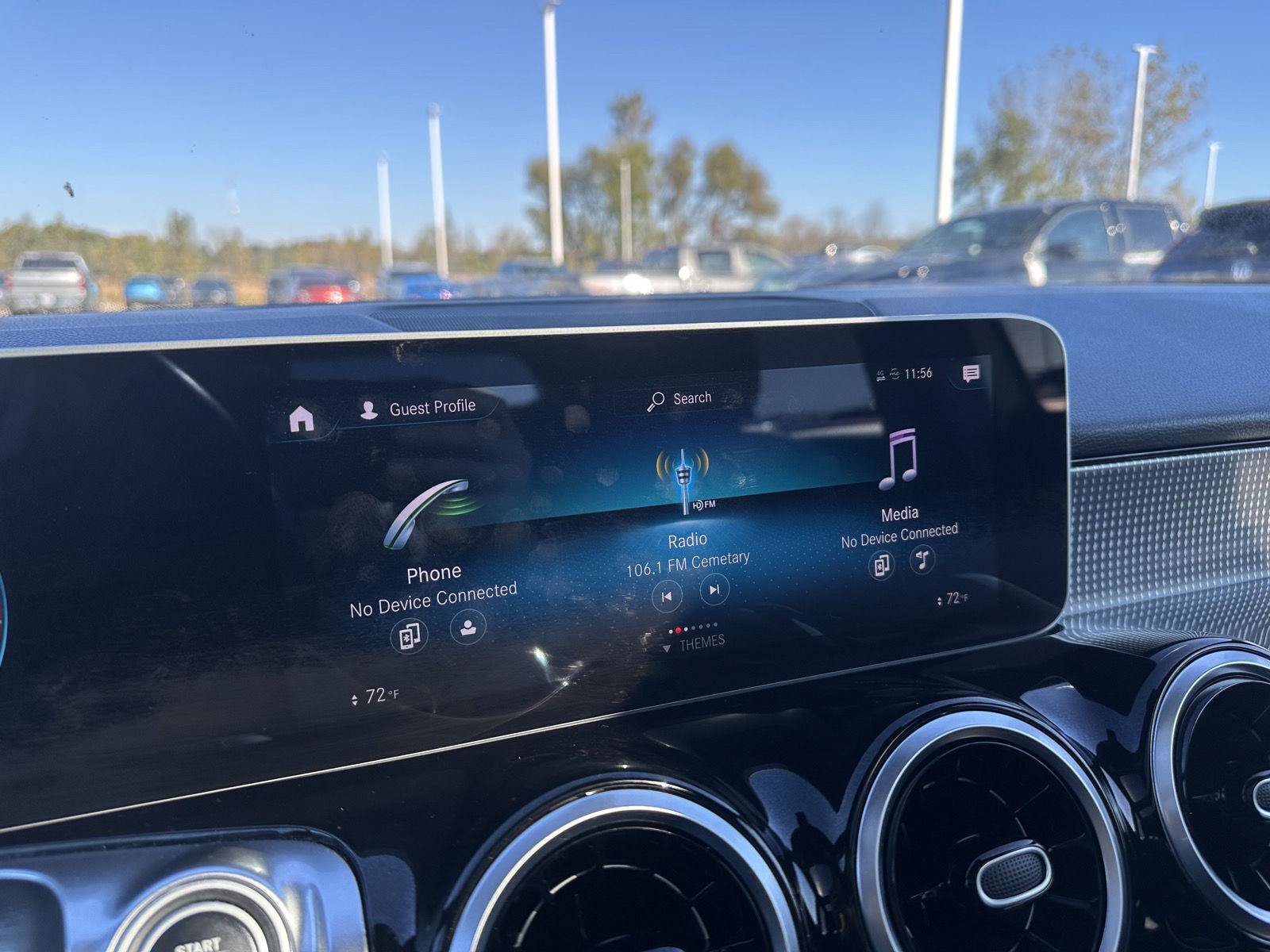 Used 2020 Mercedes-Benz GLB 250 4MATIC image 25