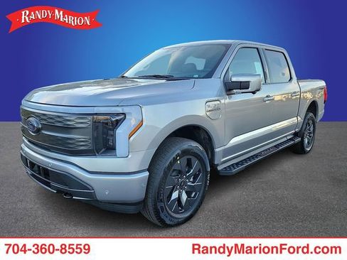 New 2023 Ford F150 Lightning Lariat w/ Max Trailer Tow Package image 1