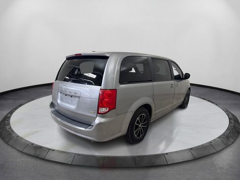 Used 2019 Dodge Grand Caravan GT FWD image 5