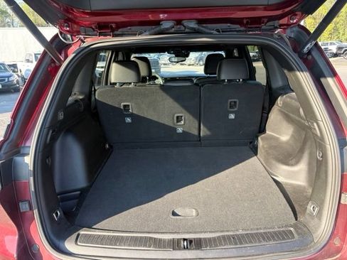 Used 2023 Jeep Grand Cherokee Altitude AWD/4WD image 8