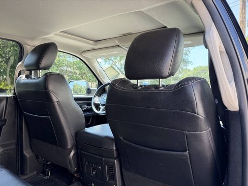 Used 2018 RAM 2500 Laramie w/ Sport Appearance Group AWD/4WD image 27