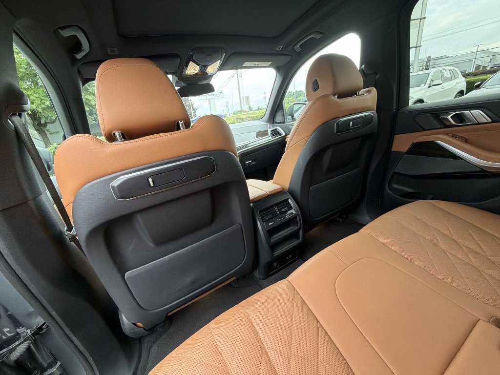 Used 2024 BMW X5 xDrive40i w/ Premium Package AWD/4WD image 20